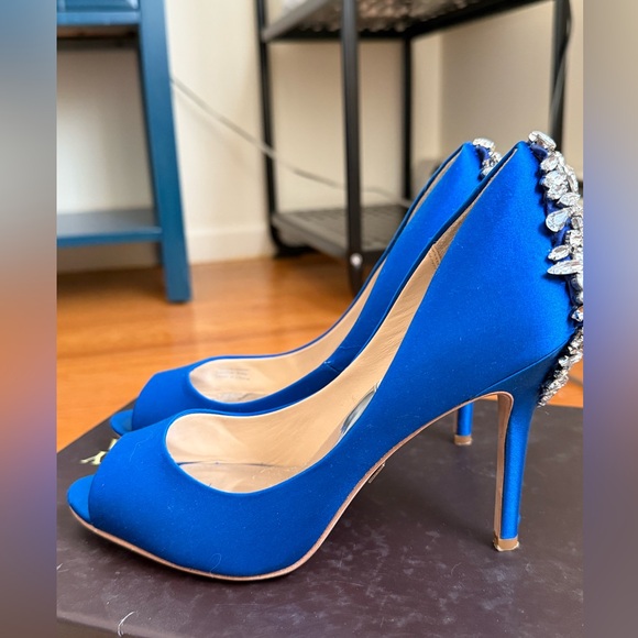 Badgley Mischka Nilla Peep Toe Pumps in Sapphire 6.5 - Picture 11 of 16